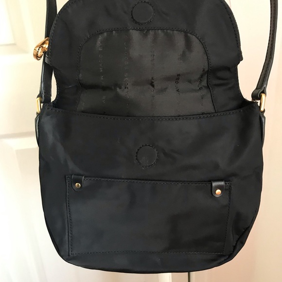 Marc by Marc Jacobs Black and Gold Crossbody Bag - Picture 4 of 6